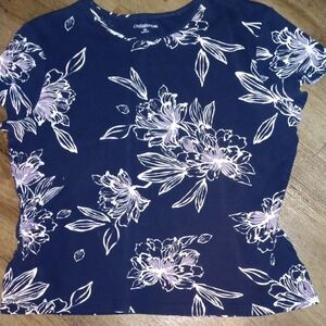 Croft & Barrow woman's black and white Floral Women's Top XL Vintage